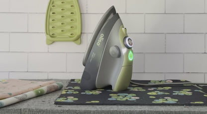 M3Pro Project Steam Iron with Solemate - Pistachio